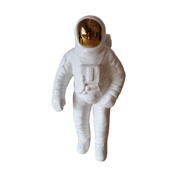 ESCULTURA ASTRONAUTA EM CERÂMICA BRANCA COM DETALHE DOURADO